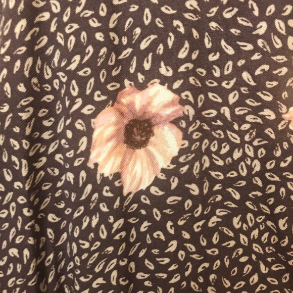 Beautiful Floral H&M Dress - Picture 3 of 3